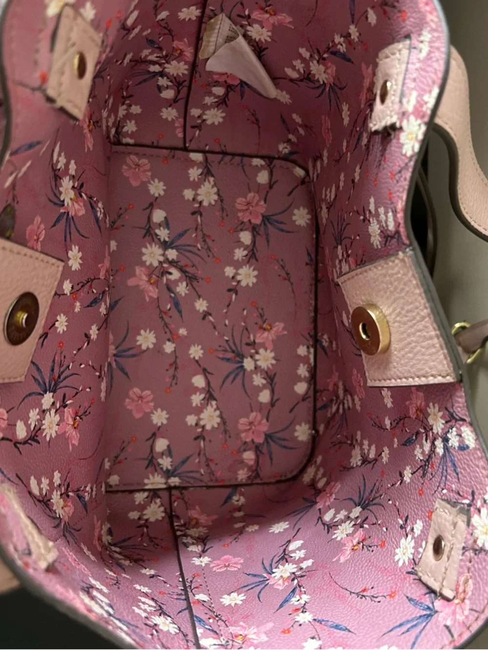 Steve Madden Pink Tote with Floral Scarf and Lilac Pom Keychain and NWT wallet - Picture 3 of 5